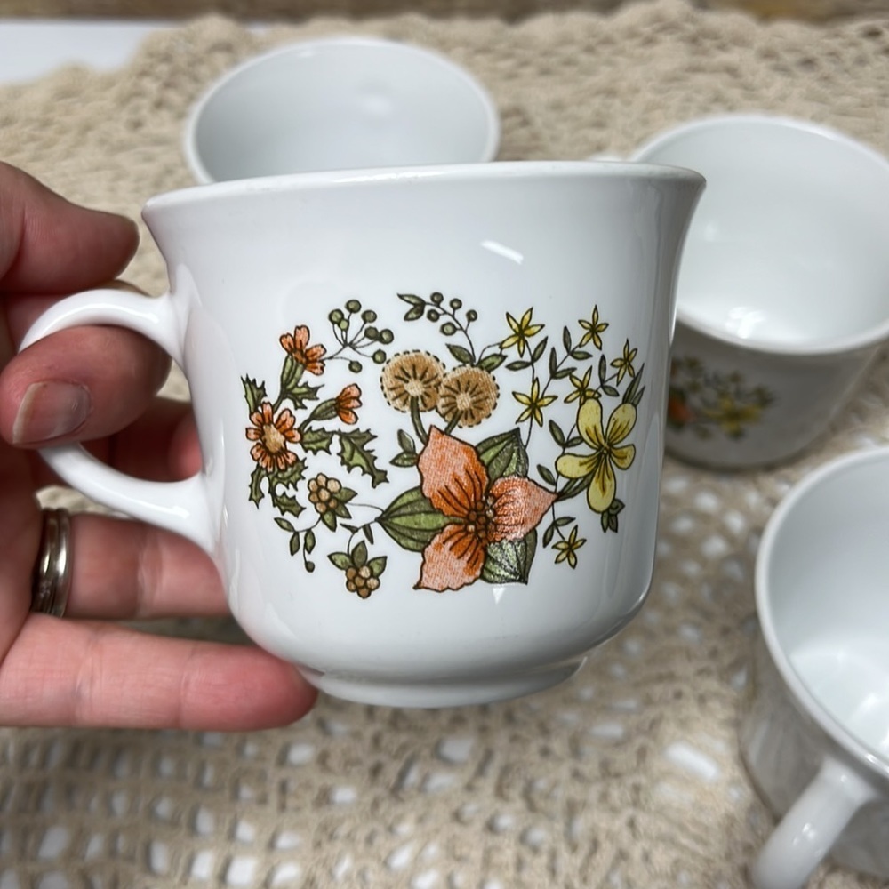 CORELLE COFFEE CUPS: VINTAGE INDIAN SUMMER PATTERN SET OF 4 - Picture 10 of 10